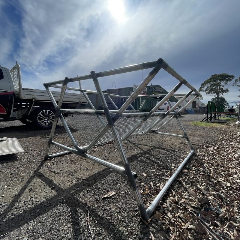 Hay and Silage feeder